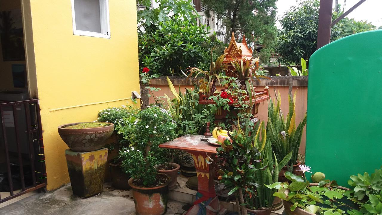 Holiday Chiang Mai Bagian luar foto