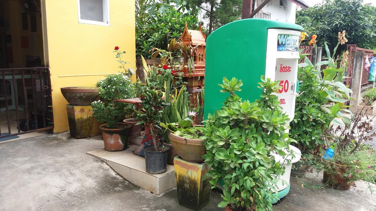 Holiday Chiang Mai Bagian luar foto