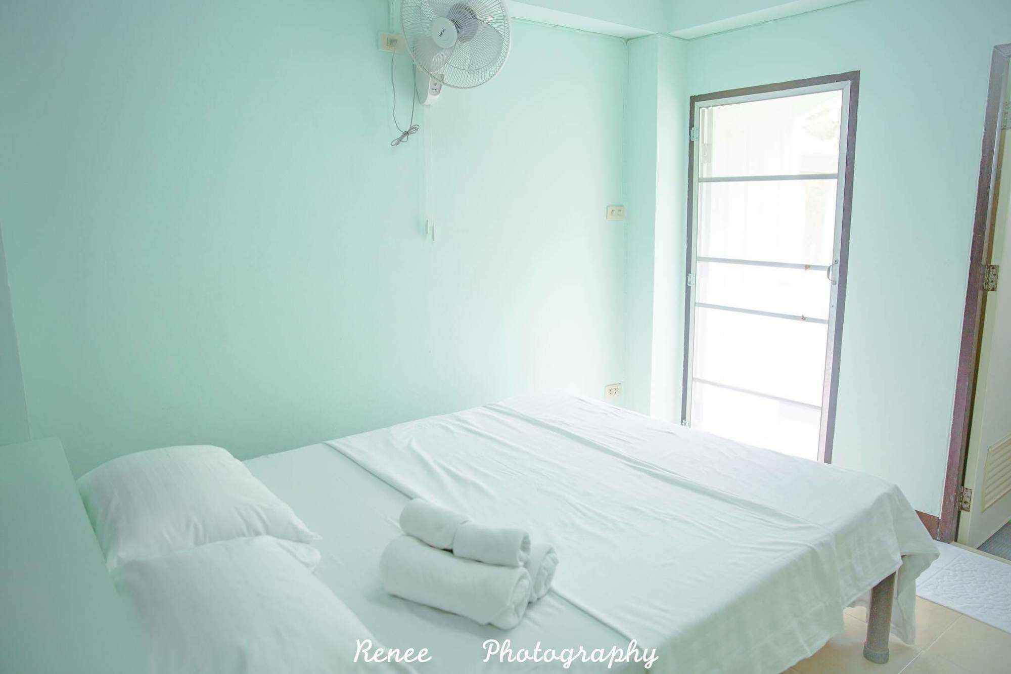 Holiday Chiang Mai Bagian luar foto
